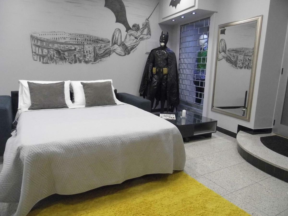 Batcave Lejlighed Pula Eksteriør billede